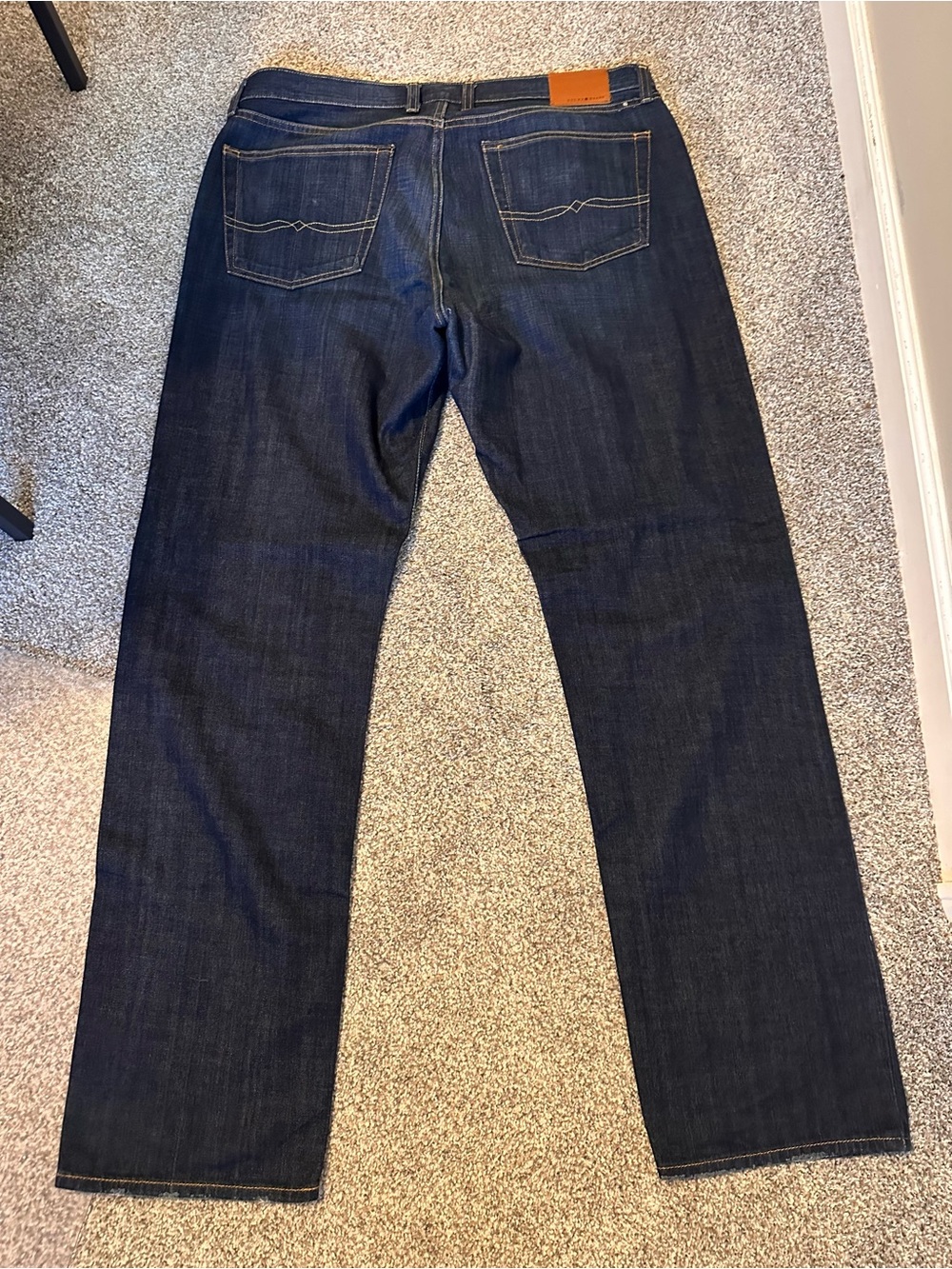 Lucky Brand Men's Indigo Straight Jeans - Picture 5 of 6